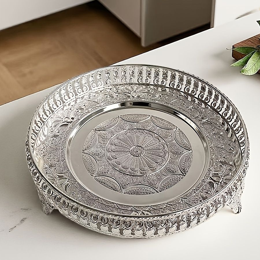 Flower-Shaped Metal Decorative Fruit Bowl and Service Plate