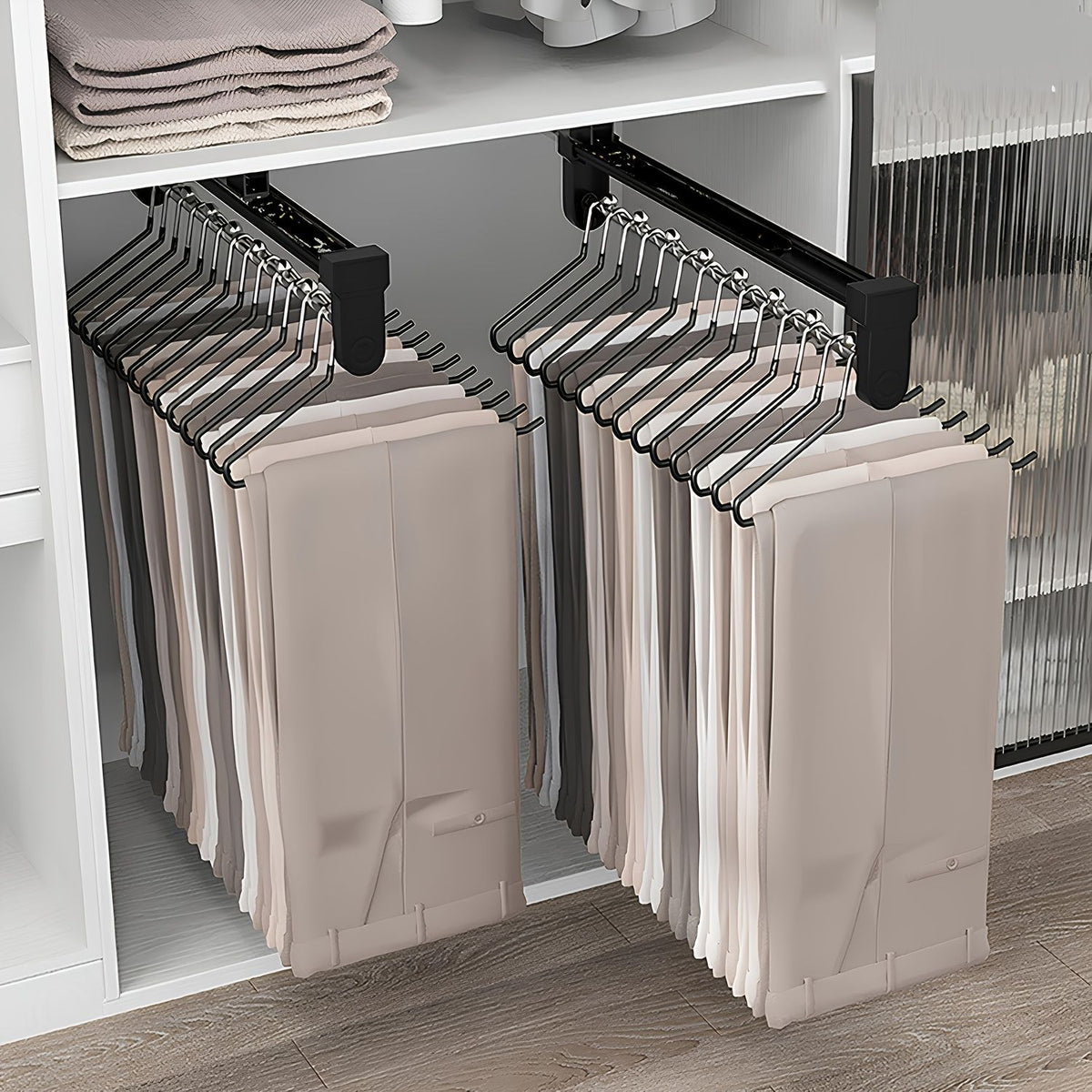 Telescopic Pull-Out Clothes Rack
