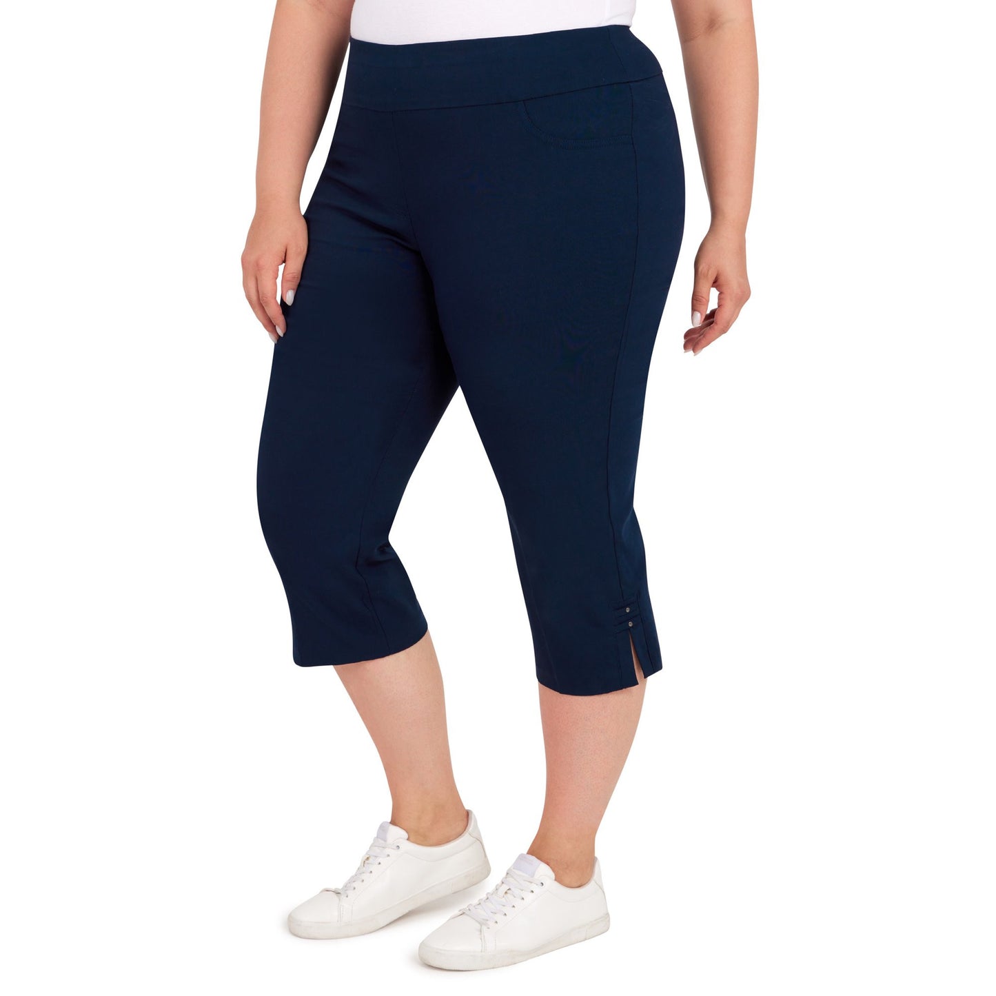 Womens Plus Solid Pull On Capri Pants