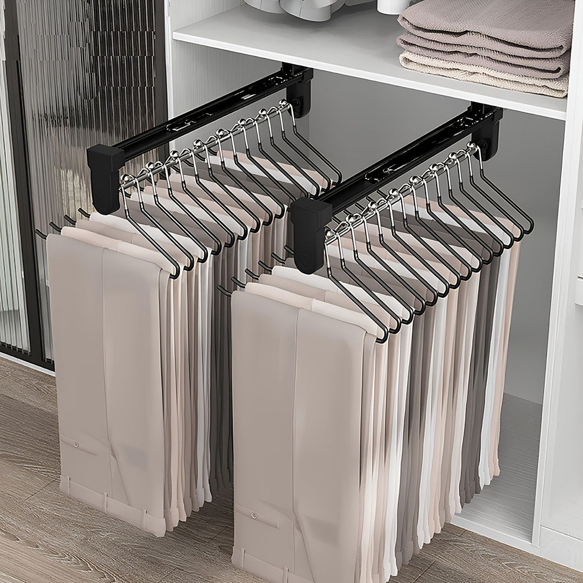 Telescopic Pull-Out Clothes Rack