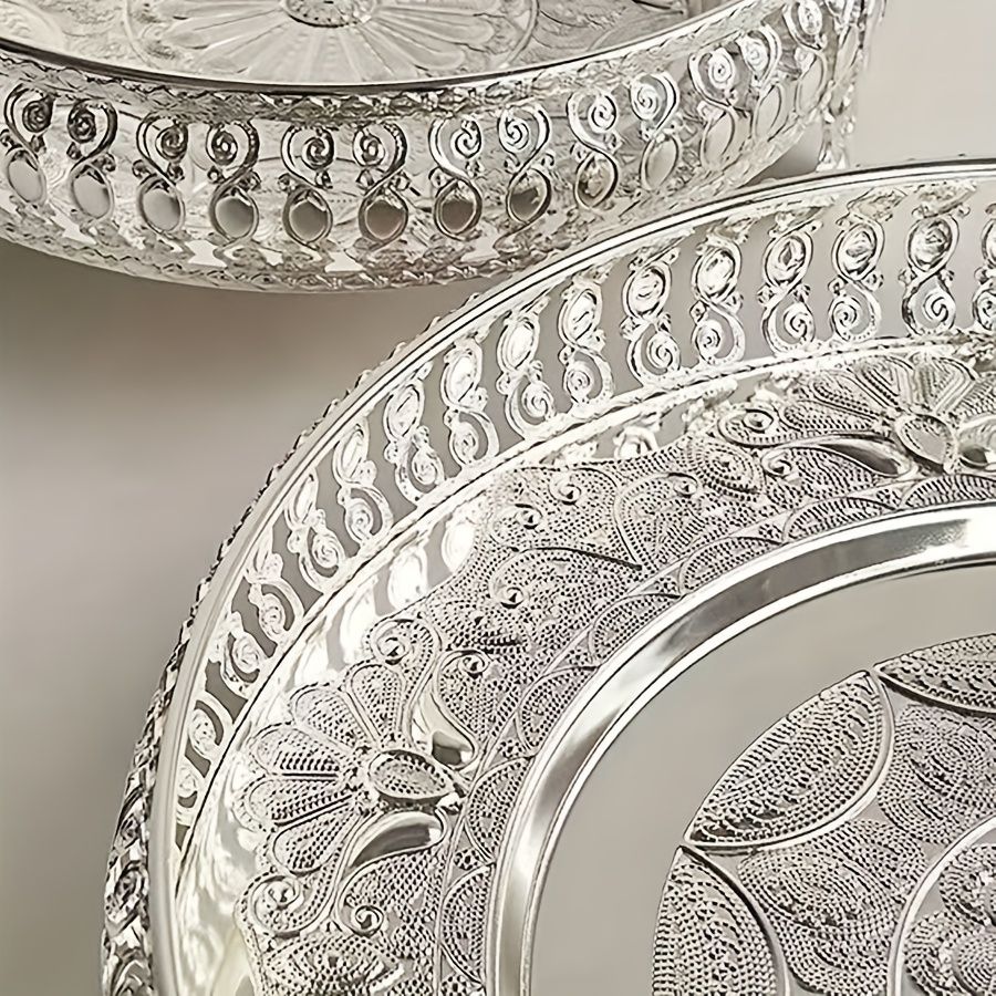 Flower-Shaped Metal Decorative Fruit Bowl and Service Plate