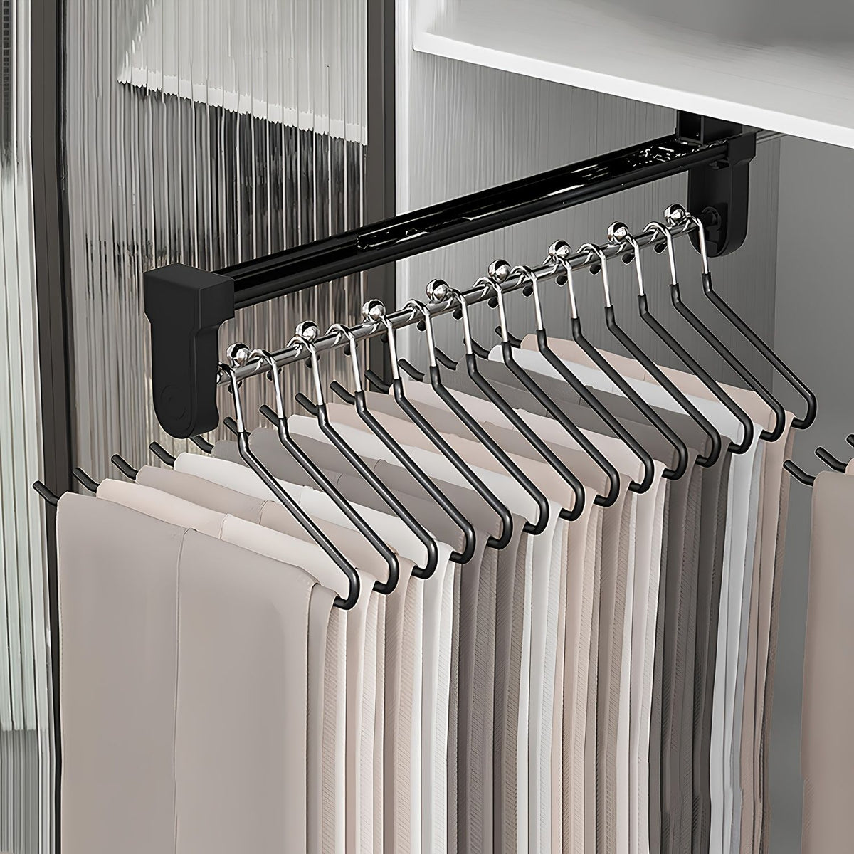 Telescopic Pull-Out Clothes Rack