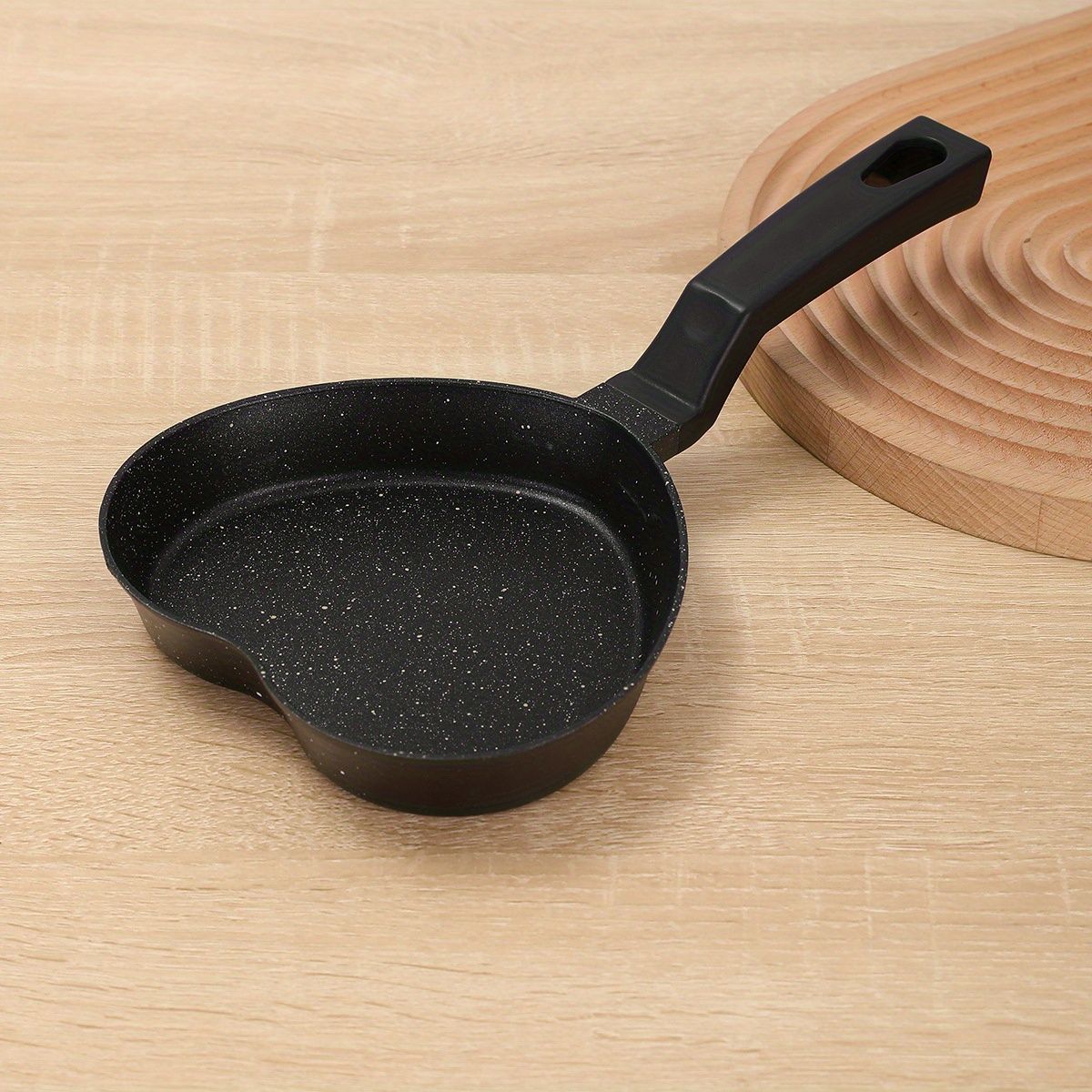 Heart Shaped Non Stick Egg Frying Pan